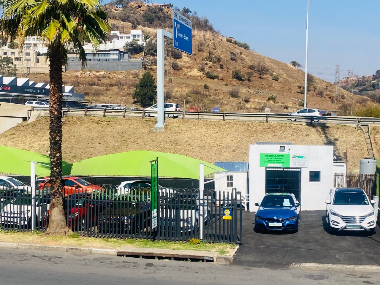 AutoFame Car Dealership Showroom Johannesburg South